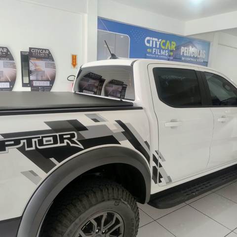 Película automotiva aplicada pela City Car Films em Joinville 1